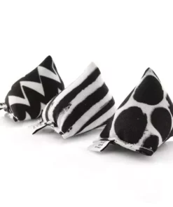 CanadianCat Katzenminze-Spielzeug Mini-Pyramiden, 3er Set, Schwarz-weiss