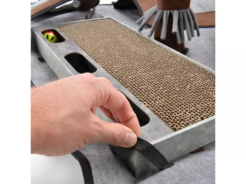 CanadianCat Katzen-Spielzeug Activity Teppich Calvin, 90 x 90 x 20 cm 5 CanadianCat Katzen-Spielzeug Activity Teppich Calvin, 90 x 90 x 20 cm – Bild 3