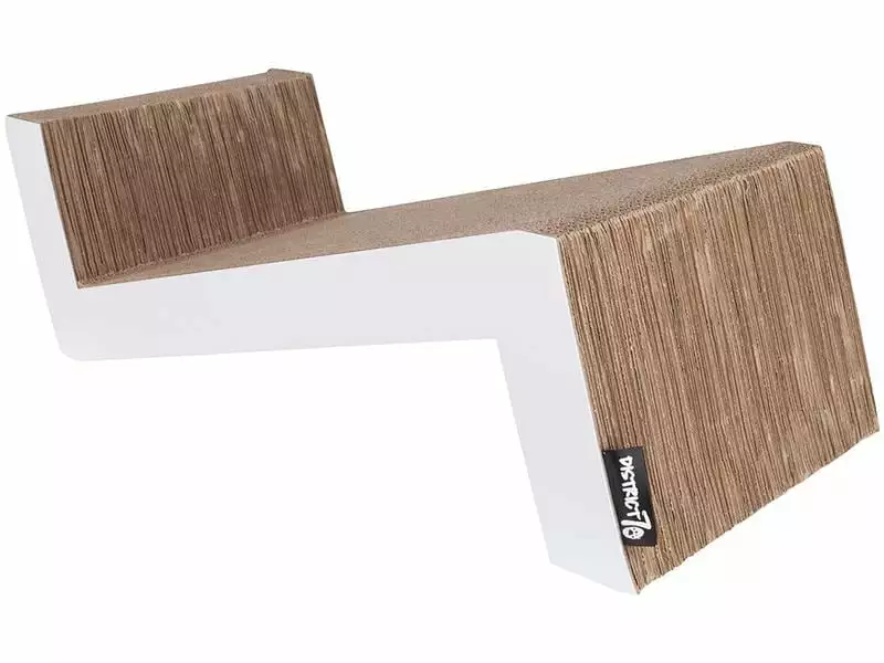 District 70 Kratzmöbel Sofa Cardboard 3 District 70 Kratzmöbel Sofa Cardboard