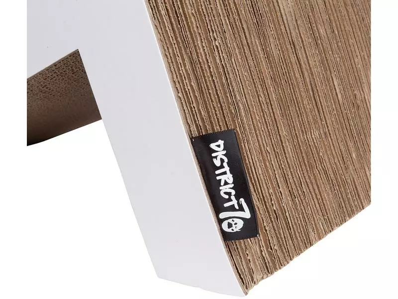 District 70 Kratzmöbel Sofa Cardboard 7 District 70 Kratzmöbel Sofa Cardboard – Bild 5